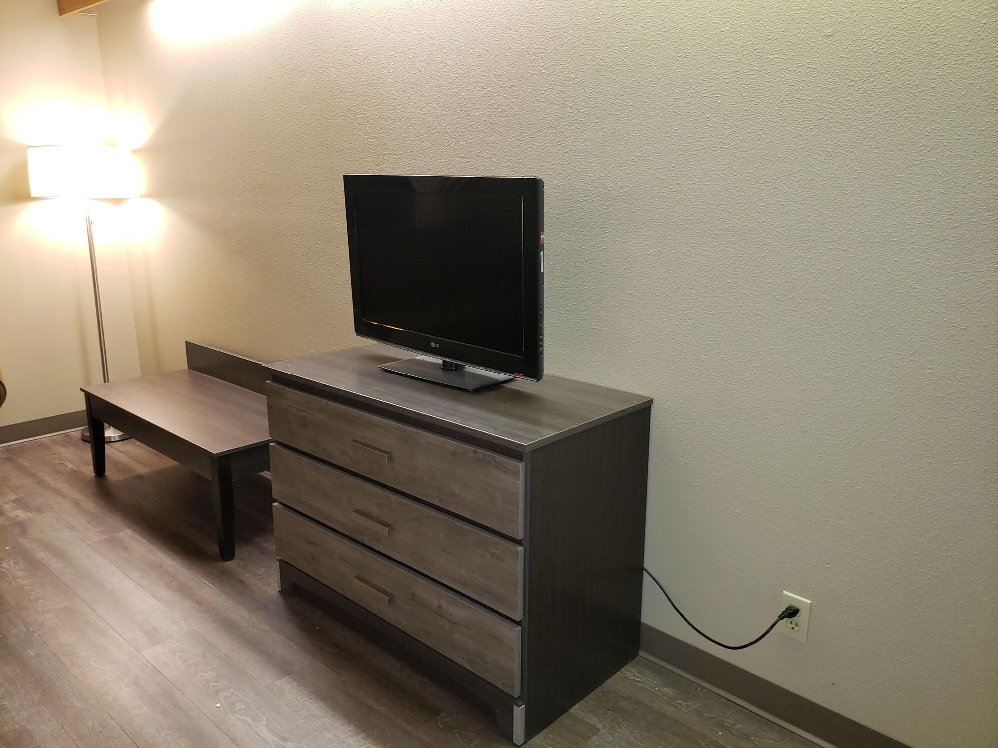 Super 8 By Wyndham Milwaukee Airport Otel Dış mekan fotoğraf